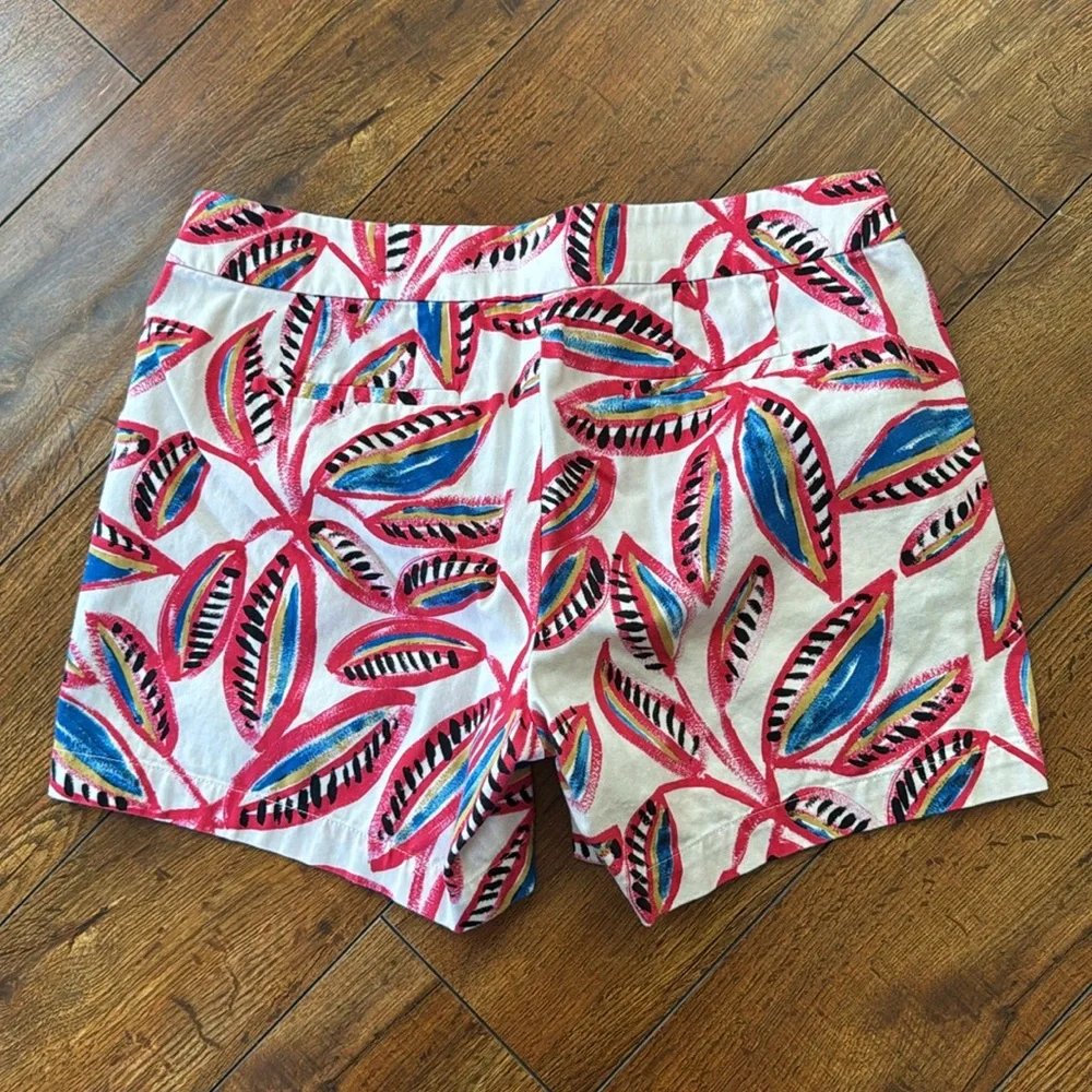 Colorful Leaf Print Shorts